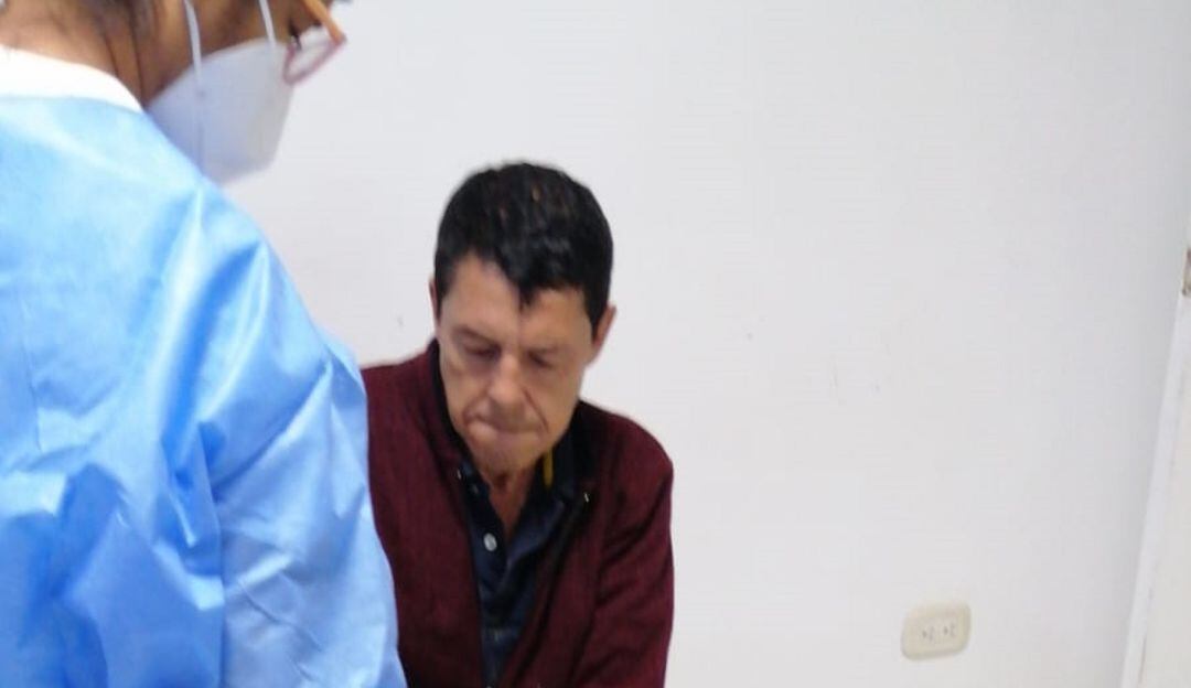 Al parecer el profesor cometió el hecho al interior de una institución educativa.