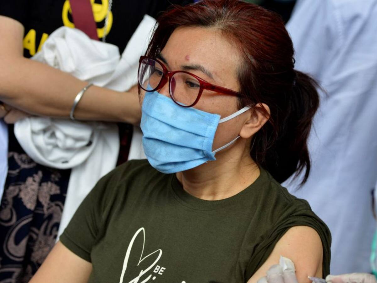 La variante británica es un 45 % más contagiosa, según estudio israelí