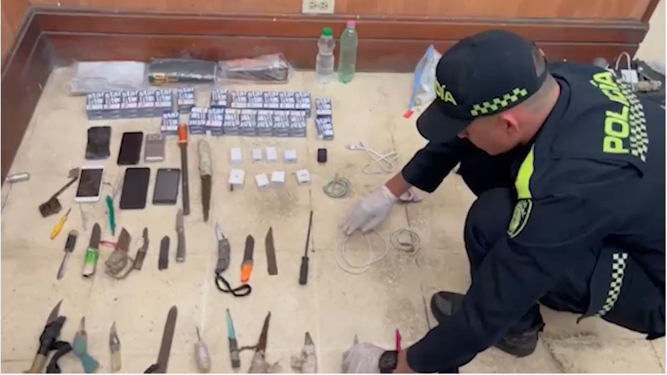 Armas blancas incautadas- policía Metropolitana