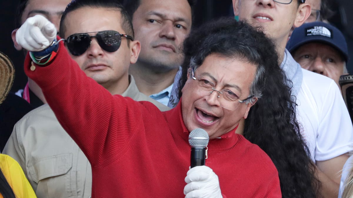Al Oído: Petro está repitiendo la fórmula ganadora y la oposición no despierta
