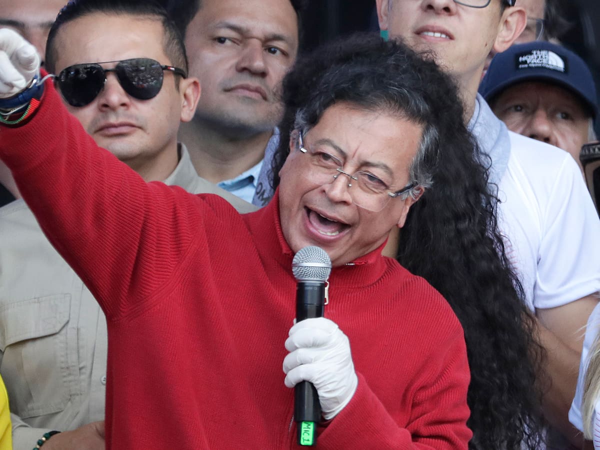 Al Oído: Petro está repitiendo la fórmula ganadora y la oposición no despierta