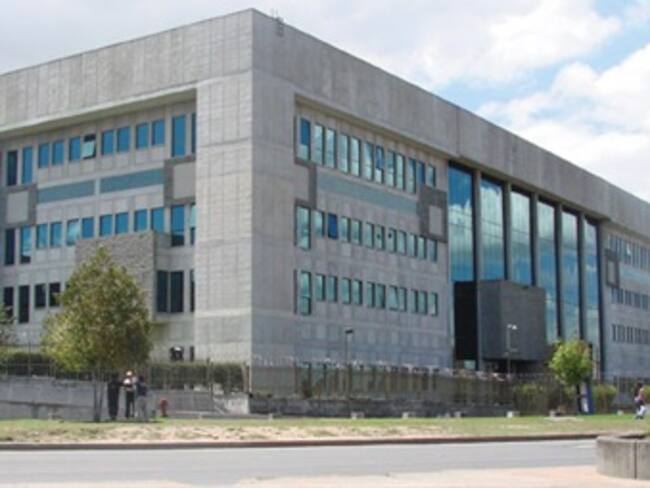 Claro denuncia ante la Fiscalía campaña en redes sociales para que pague deuda a la ETB