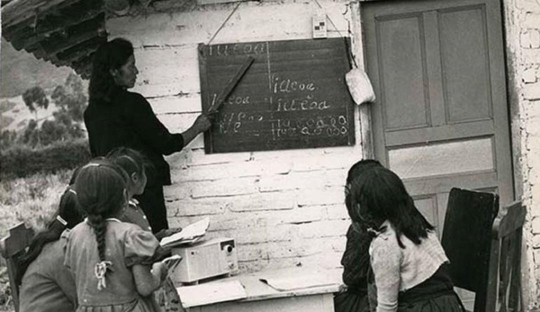 Historias de educación por medio de Radio Sutatenza en Cúcuta y Cácota