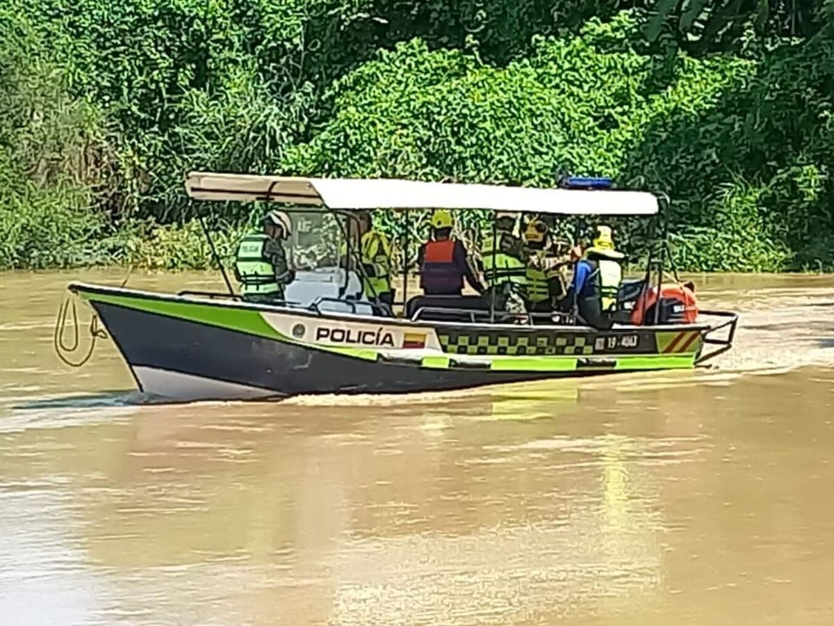 Fatal accidente fluvial: muere topógrafo al volcarse embarcación en Bolívar