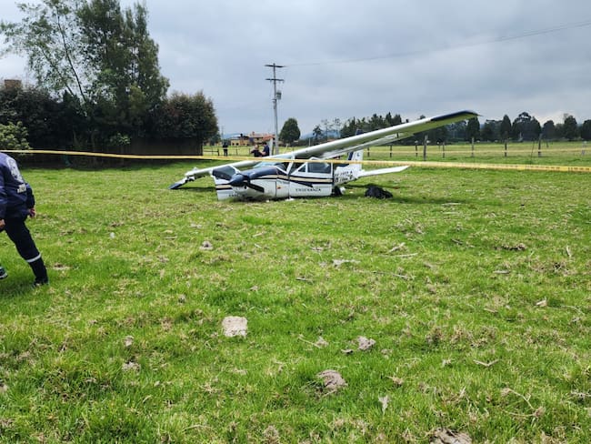 Piloto y técnico heridos tras accidente de avioneta en Madrid, Cundinamarca