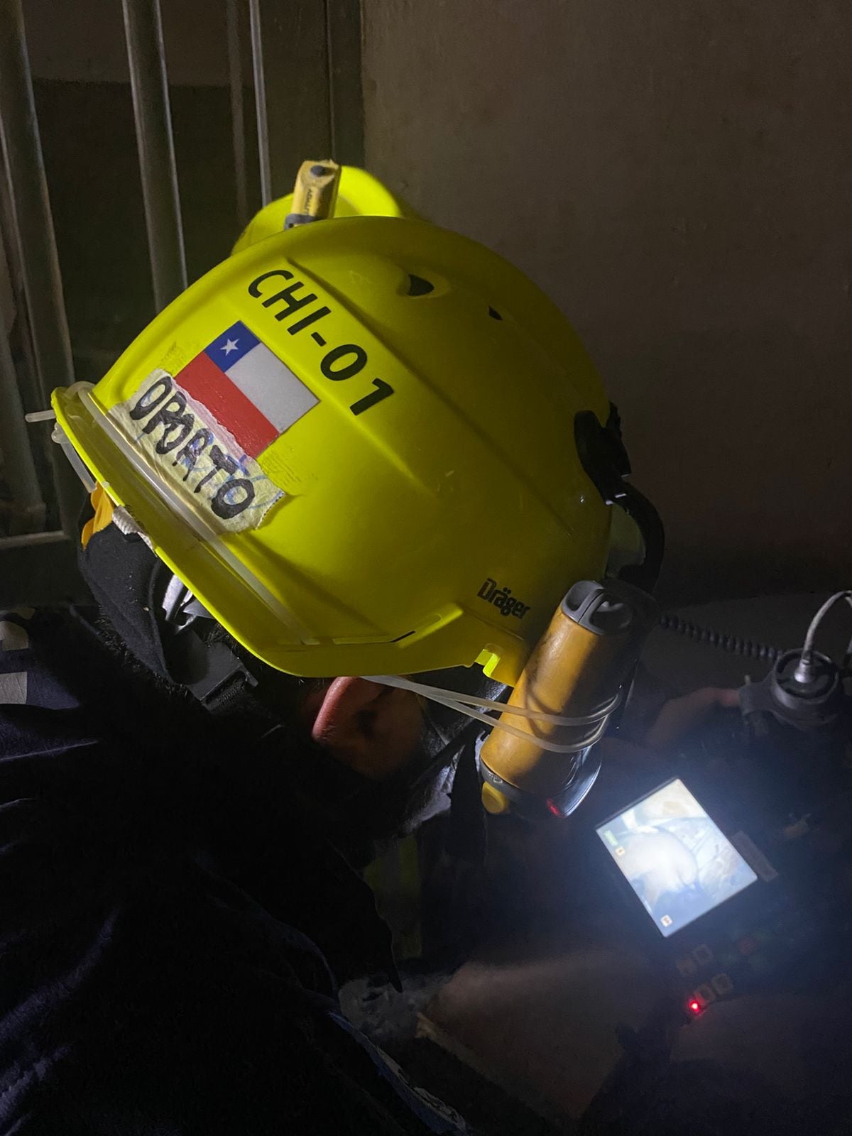 Operación de rescate de Hernán Gil en Venezuela tras terremotos. Fotos: USAR Bomberos de Chile