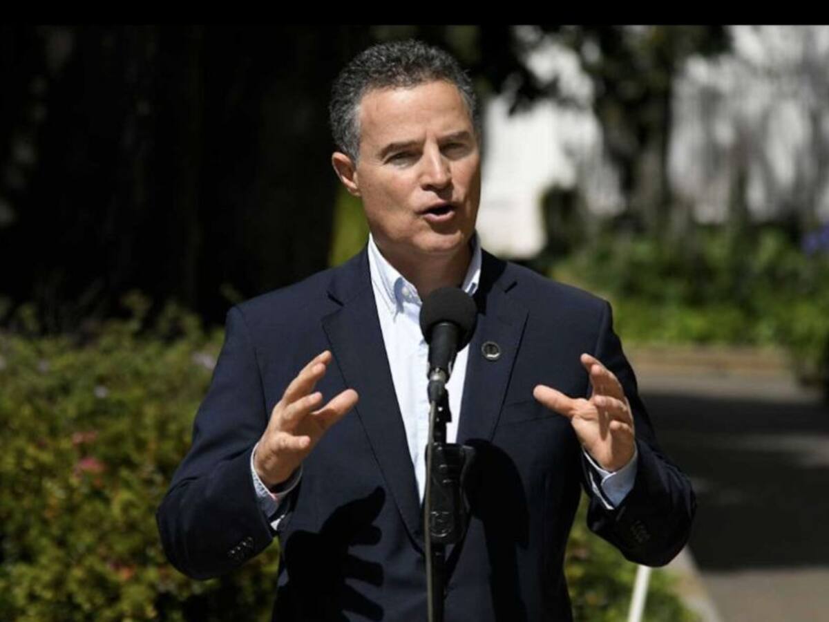 Fiscalía presentará acusaciones contra Aníbal Gaviria y pedirá su detención