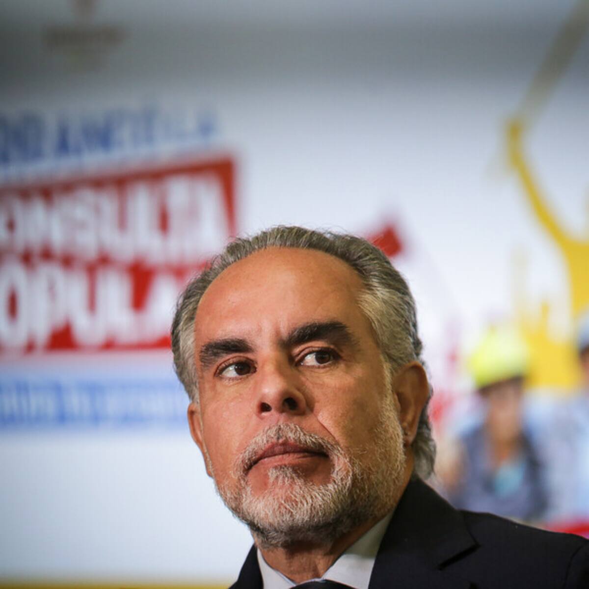 Benedetti dice tienen los votos para aprobar la Consulta Popular en el Senado: “alcanzan y sobran”