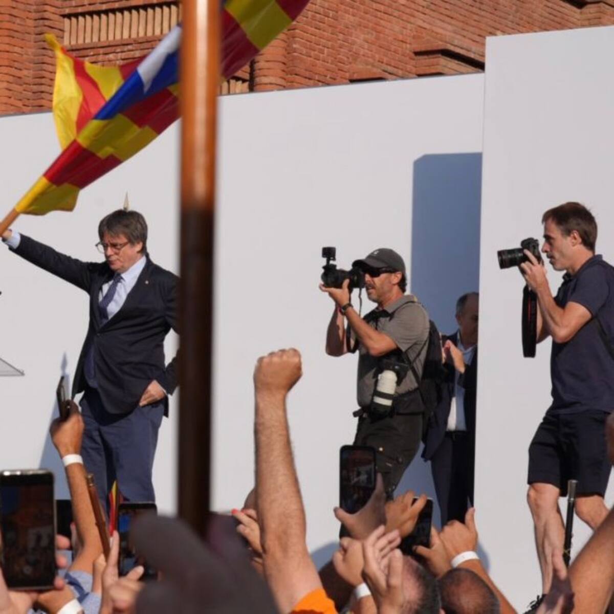 Es posible que el Gobierno haya llegado a un acuerdo con Puigdemont: exministro de España