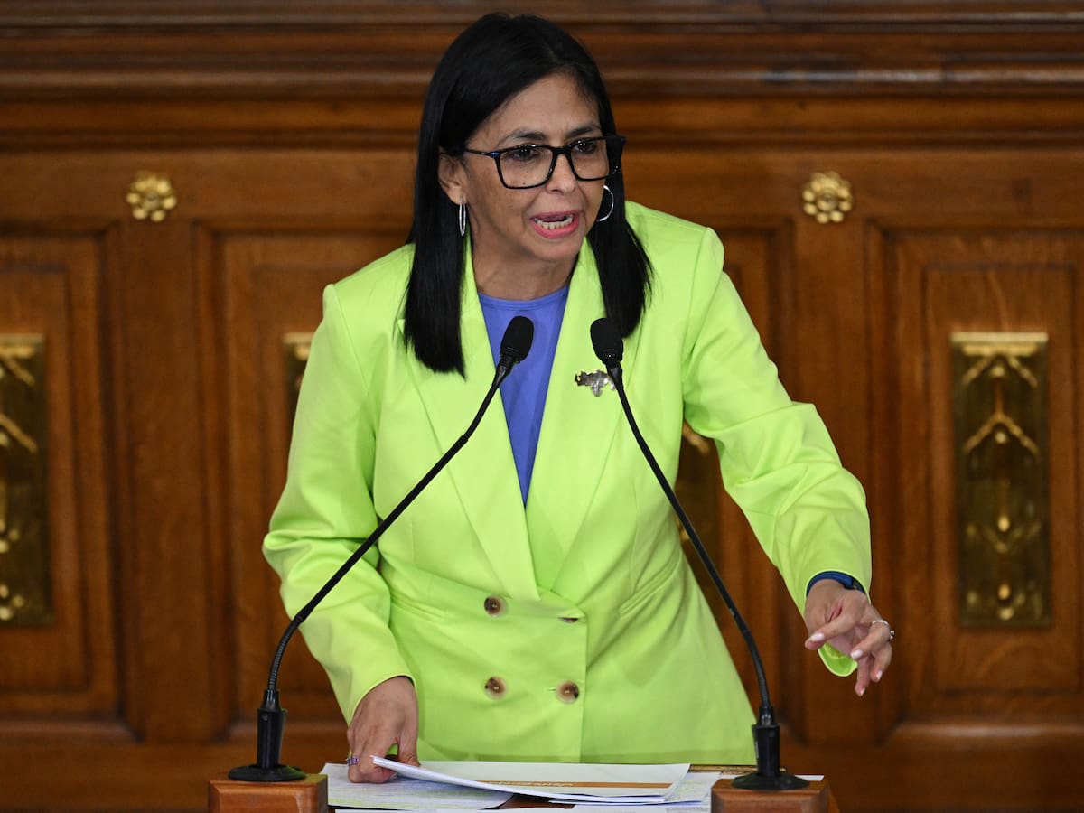 Venezuela recibe 300 millones de dólares tras venta de petróleo a Estados Unidos