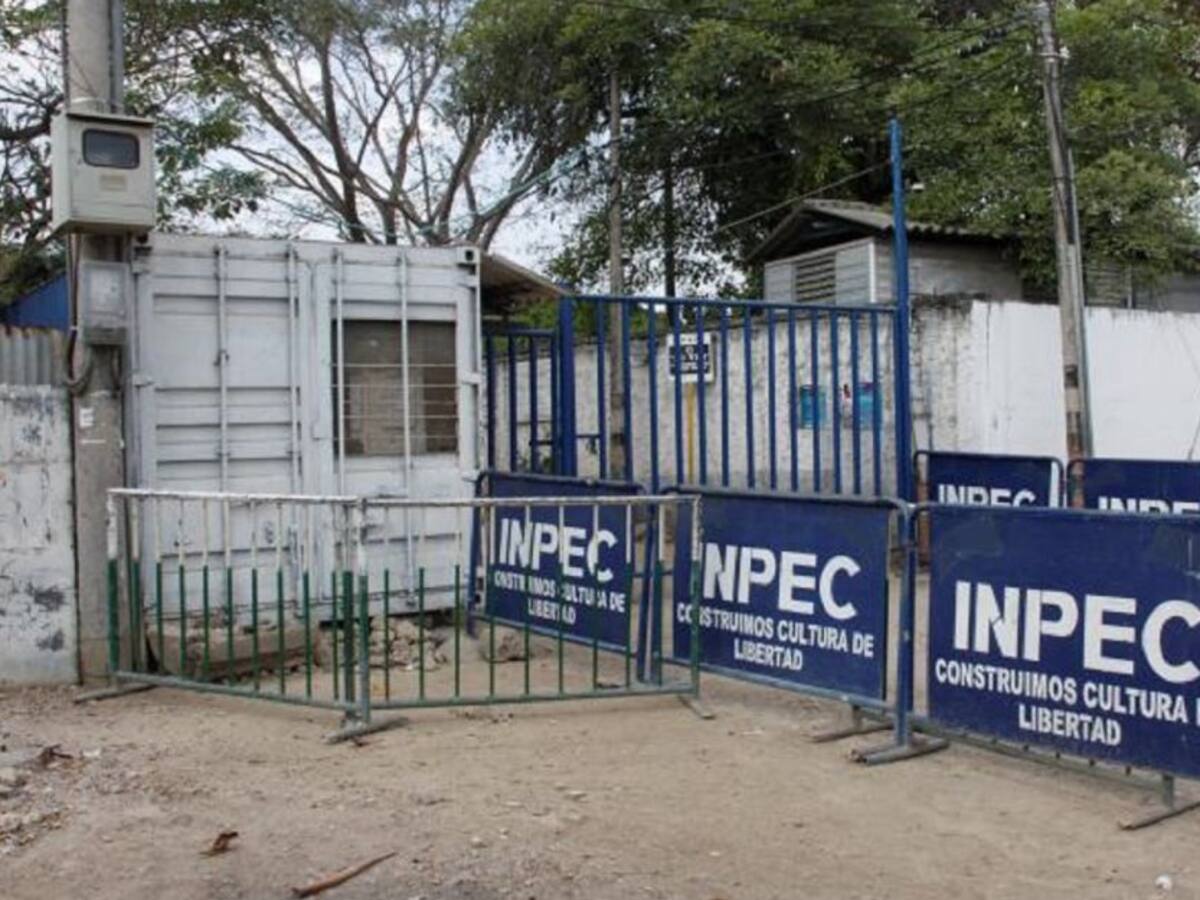 Muere joven al prenderse fuego en una celda de la cárcel de Cartagena