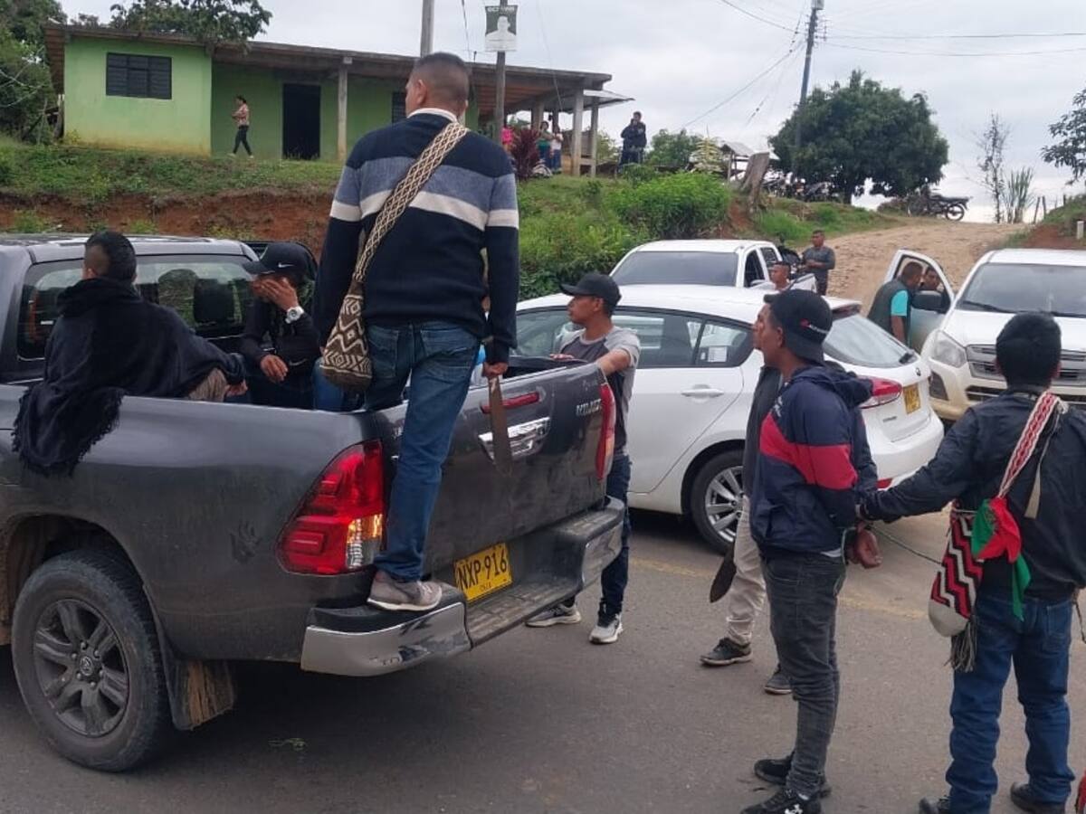 Comunidades indígenas capturaron a seis presuntos disidentes de las Farc en Cauca