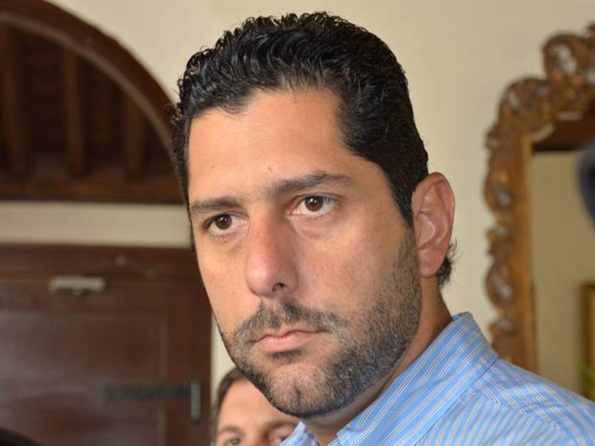 En Cartagena harán control político a contratos hechos por Dionisio Vélez