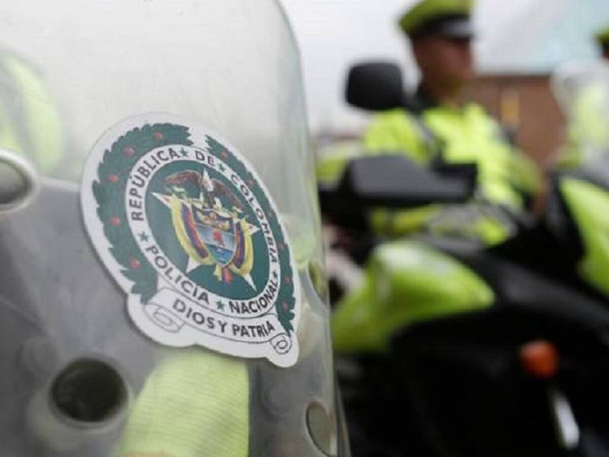 A la cárcel dos policías que expedían certificados falsos a infractores