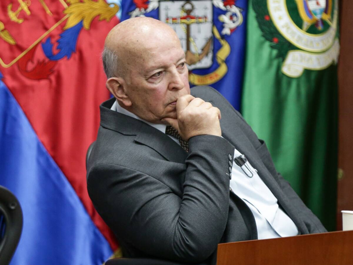 Otty Patiño se desmarca del MinJusticia y advierte falta de consenso político en ley de sometimiento