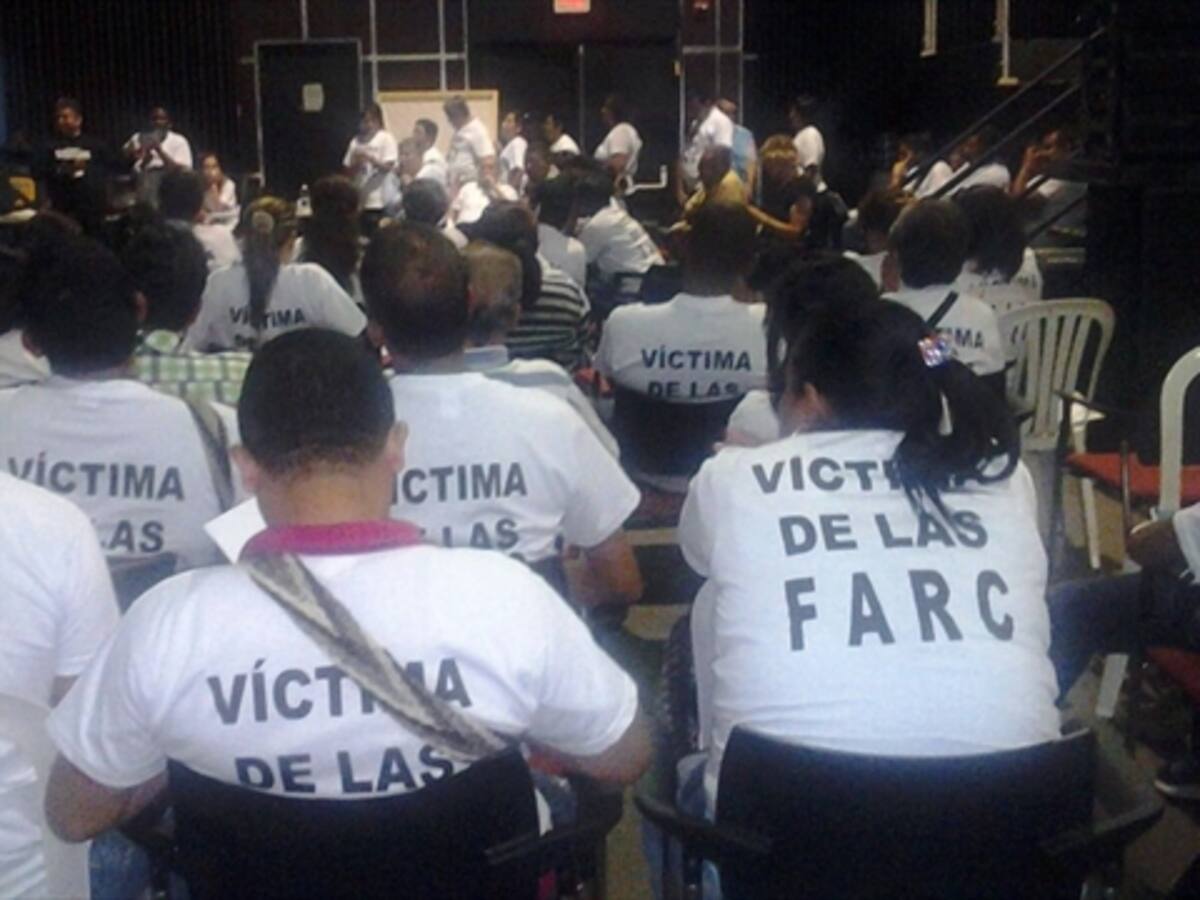 Viaje de comandantes de farc puede agilizar firma de acuerdos: víctimas