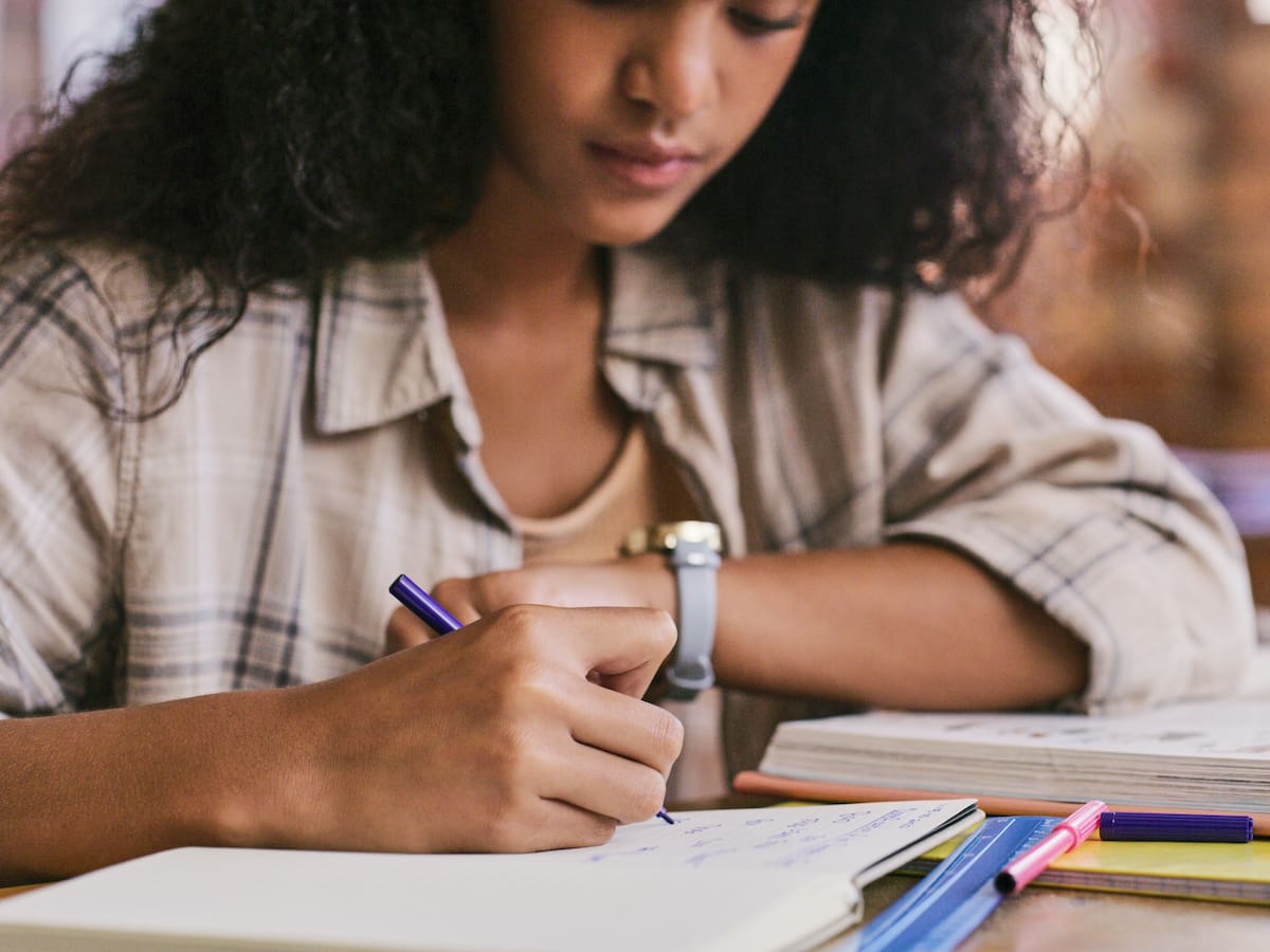 2 plataformas donde puede encontrar becas completas para estudiar en 2024