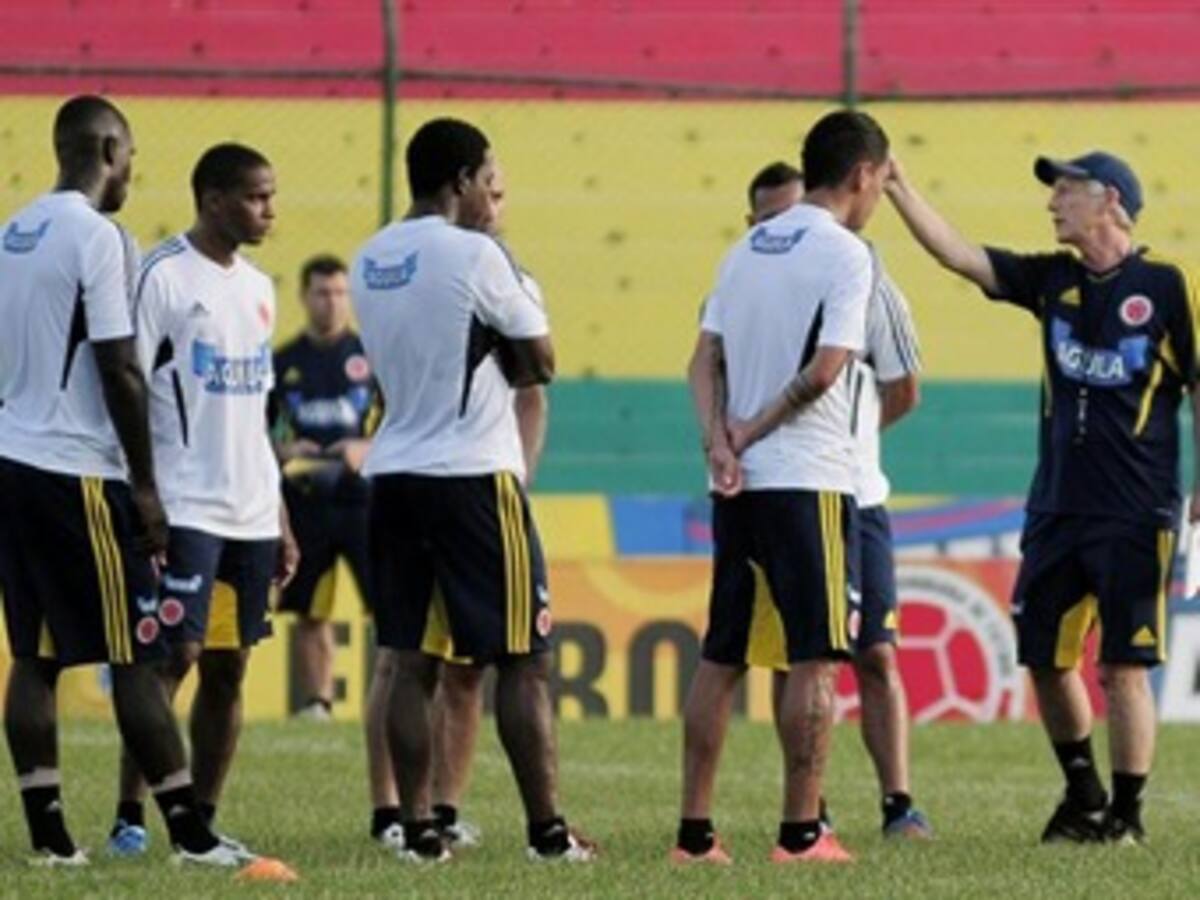 Este es el once de Colombia que iniciaría contra Uruguay