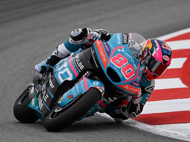 BARCELONA, SPAIN - MAY 15: David Alonso of Colombia and CFMOTO Gaviota Aspar Teamrounds the bend during the MotoGP of Catalonia - Free Practice during free practice ahead of the MotoGP of Catalonia at Circuit de Barcelona-Catalunya on May 15, 2026 in Barcelona, Spain. (Photo by Mirco Lazzari gp/Getty Images)
