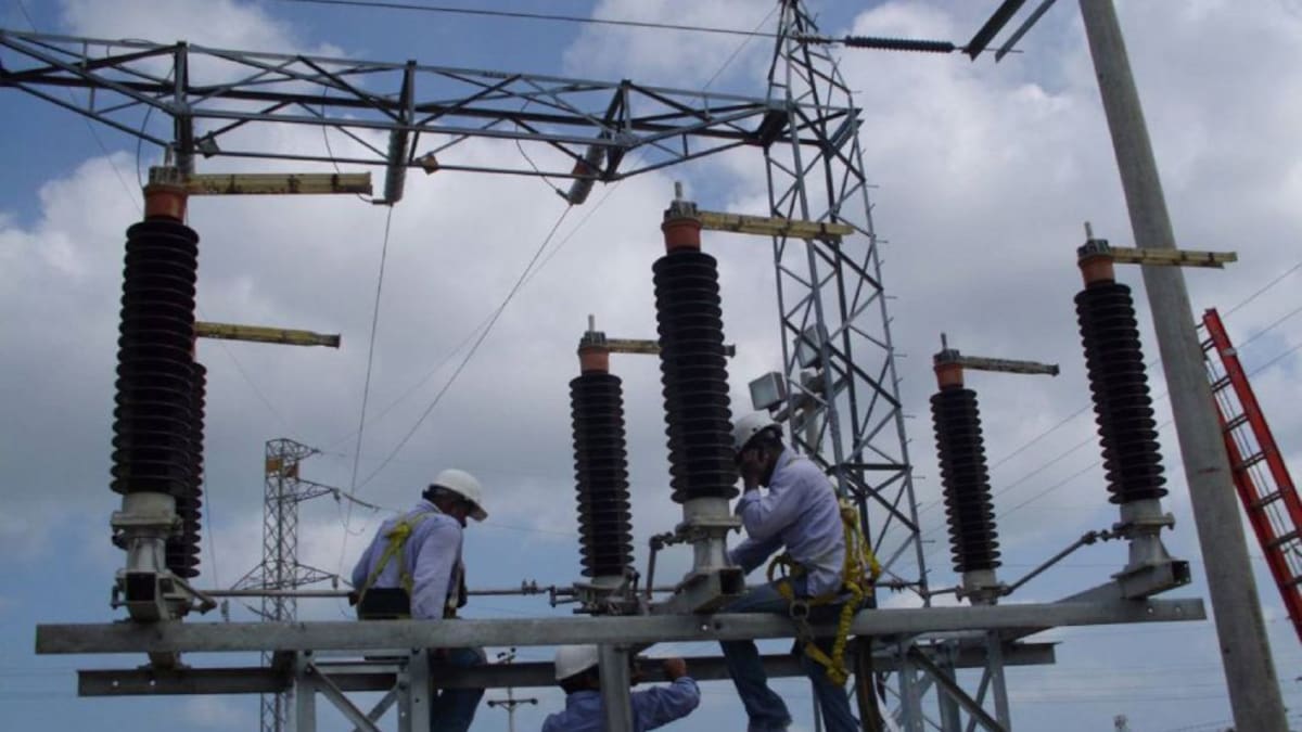 Gobierno expide medidas para evitar apagón financiero en el sector eléctrico