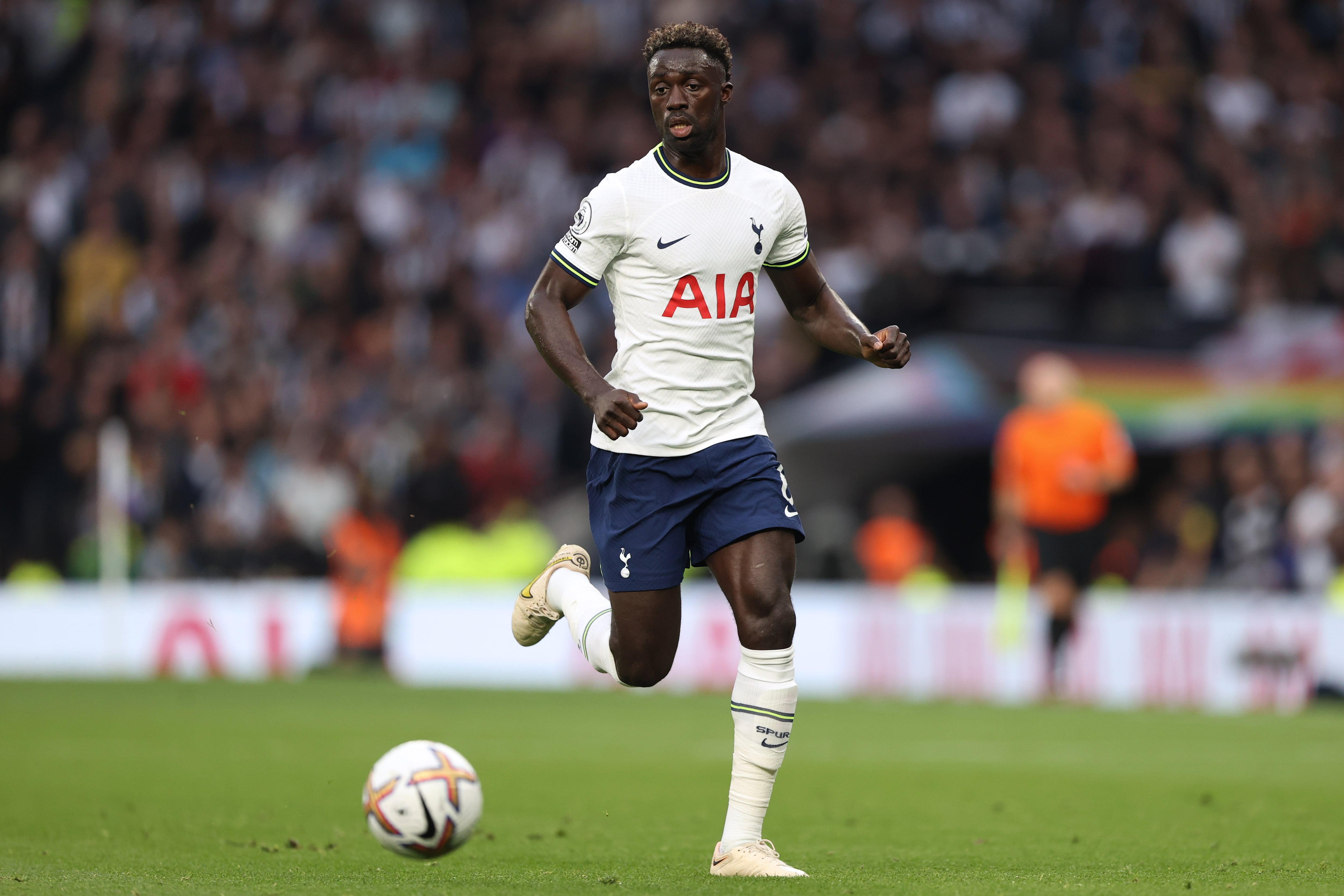 Dávinson Sánchez ha jugado 10 partidos en la Premier League en la presetne temporada. (Photo by Charlotte Wilson/Offside/Offside via Getty Images)