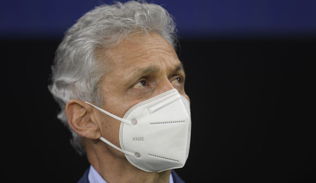 Reinaldo Rueda también dirigió a Chile durante esta Eliminatoria, al final también fuera de Qatar.
