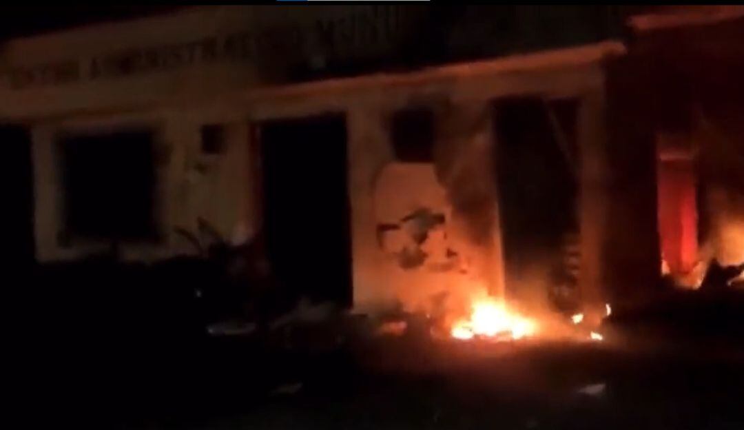 Fachada de la sede administrativa de la Alcaldía de Argelia, Cauca.