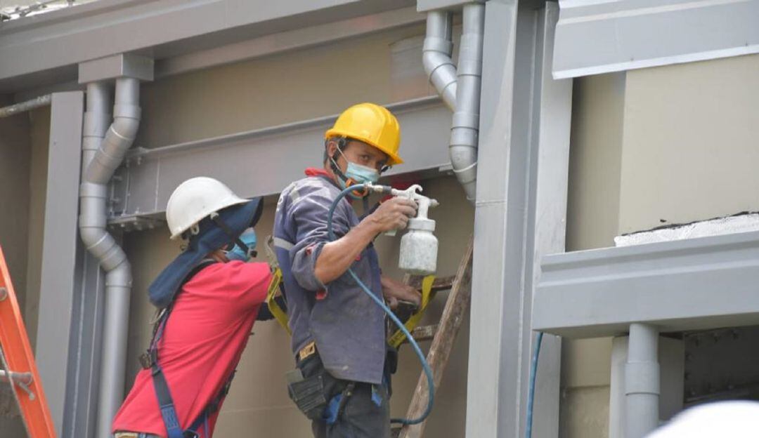 La asociación podrá ejecutar obras públicas contratadas con el municipio