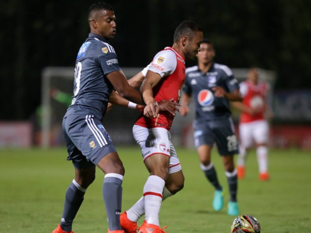 Carlos Henao y Denis Stracqualursi serían los primeros refuerzos de Santa Fe