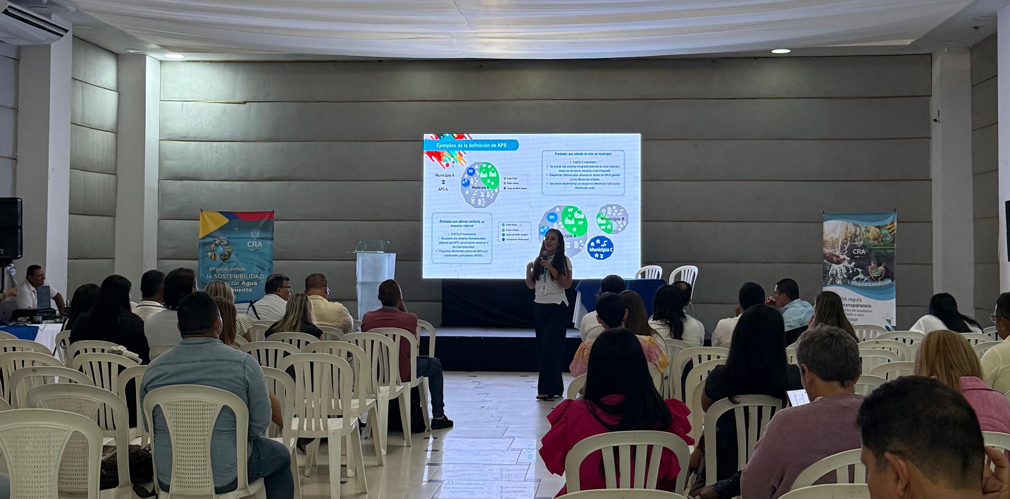 Primera jornada de consulta pública de la CRA en Santa Marta sobre nueva reglamentación tarifaria