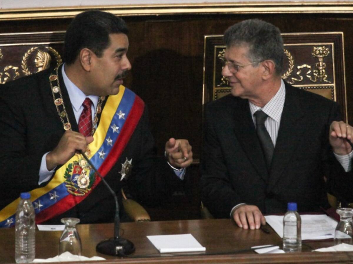 Oposición venezolana hará revisión "drástica" de resultados del diálogo