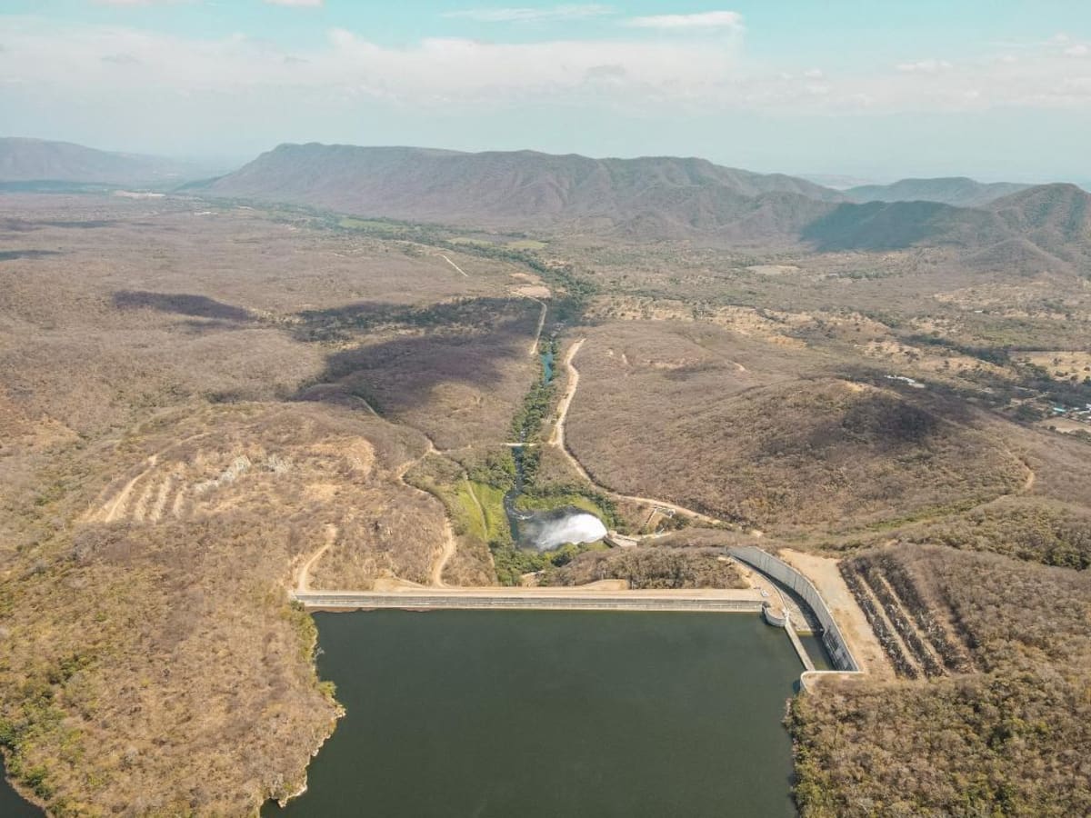 Represa para llevar agua a La Guajira quedó en ‘elefante blanco’ pese a promesa de Petro