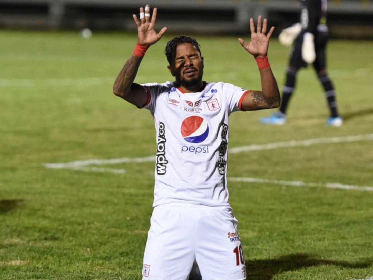 América se puso al día y volvió a la victoria en campo del Patriotas