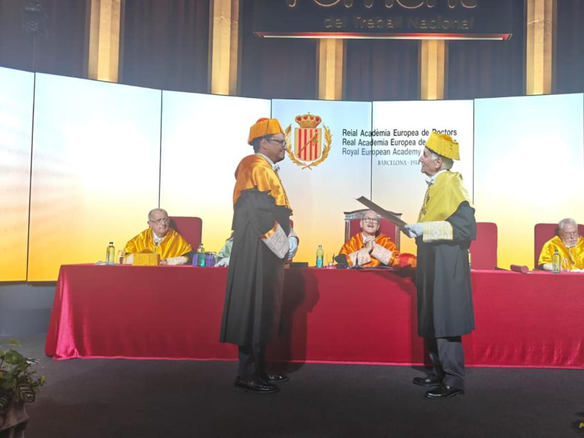 Tito Crissien es nombrado Académico de Honor de la Real Academia Europea de Doctores