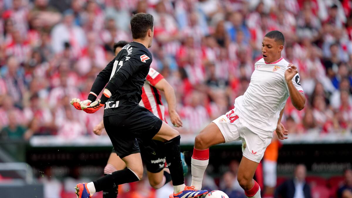 Joven colombiano debutó como profesional con el Sevilla en LaLiga de España