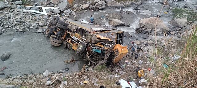 camión accidentado en Ituango- foto Caracol Radio
