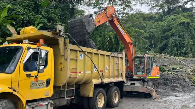 Los trabajos para habilitar la vía se están adelantando a buen ritmo y se espera que la próxima semana se puedan terminar / Foto: Concesión Transversal del Sisga.