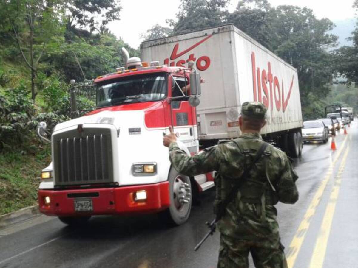 Vía La Línea con los mayores controles de las autoridades en el Quindío por navidad