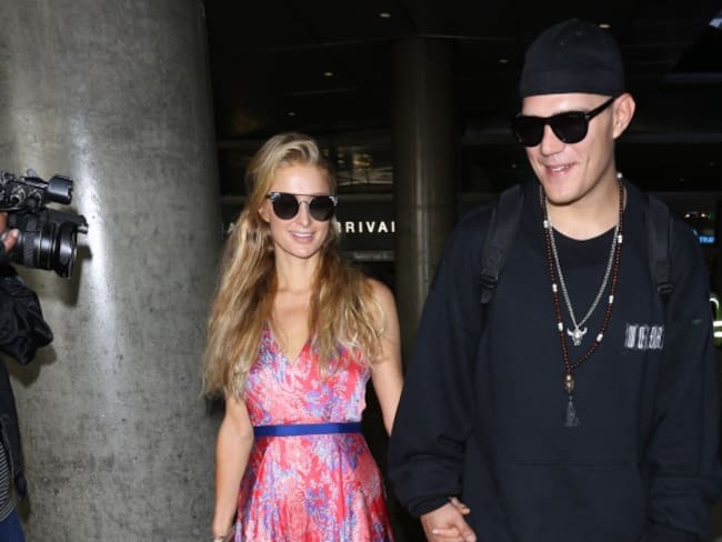 Paris Hilton y su novio, el actor Chris Zylka.