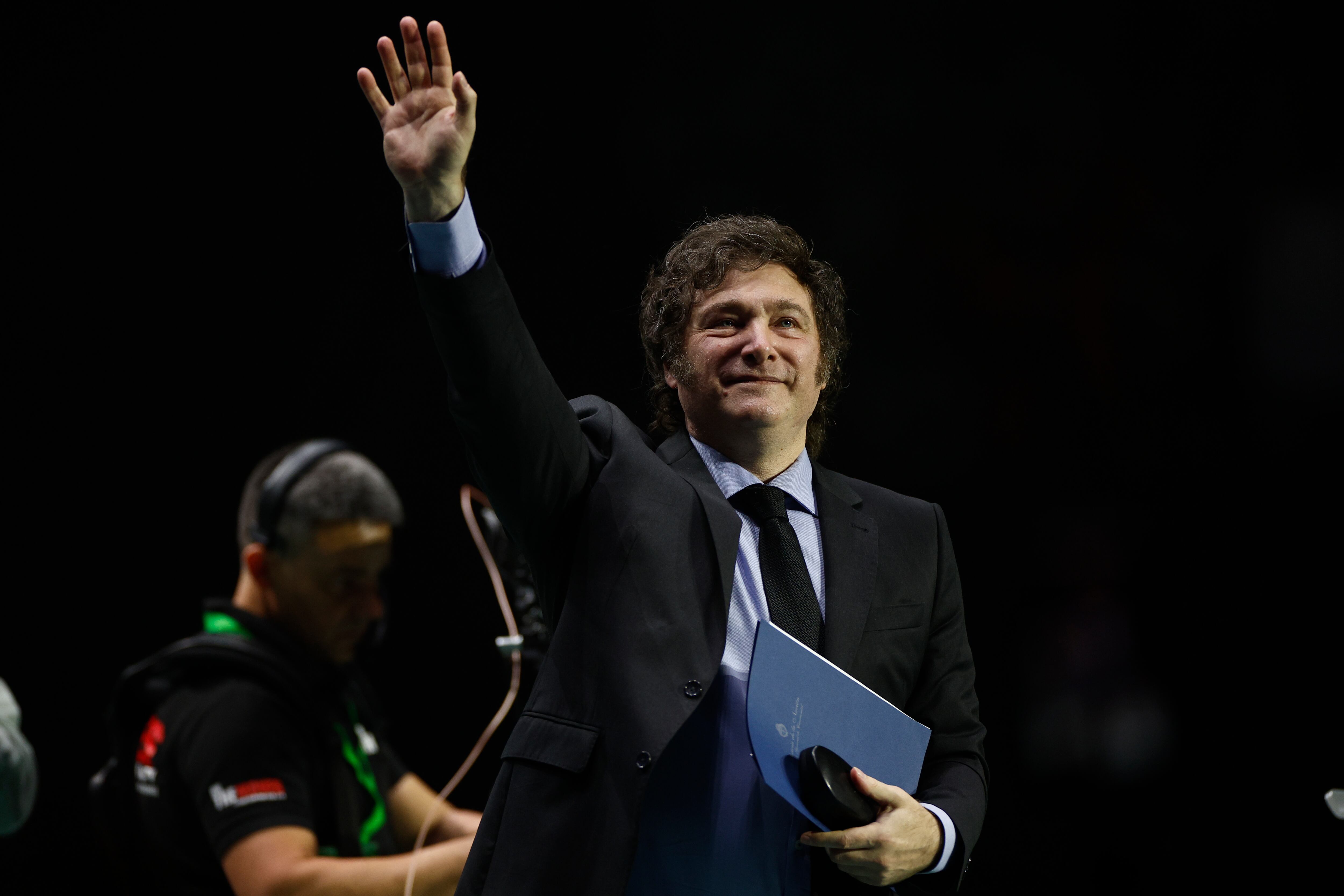 MADRID, 19/05/2024.- Javier Milei, presidente de Argentina , durante su intervención en la convención política de Vox "Europa Viva 24" que se celebra este domingo en el Palacio de Vistalegre, en Madrid. EFE/Rodrigo Jiménez