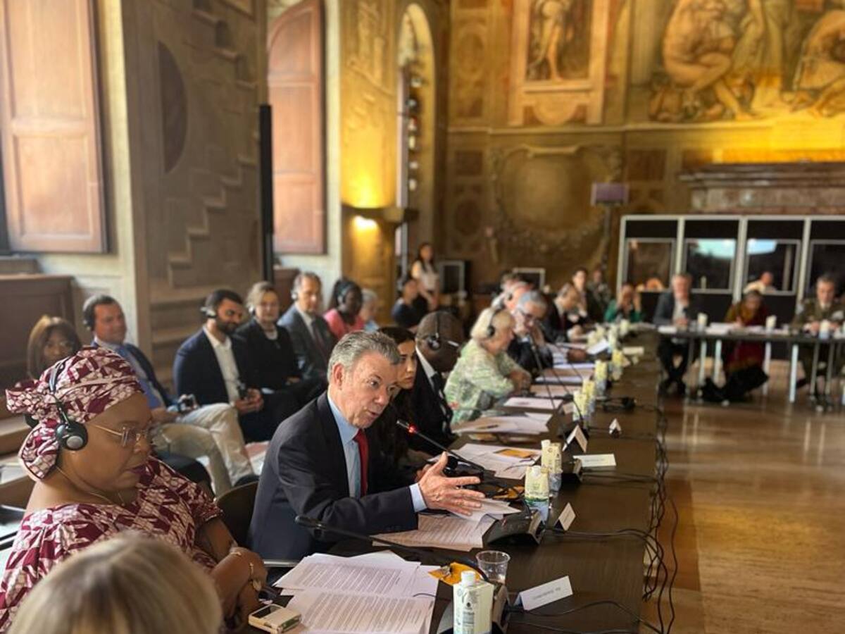 Premios Nobel se congregan en El Vaticano para promover la fraternidad como camino de paz