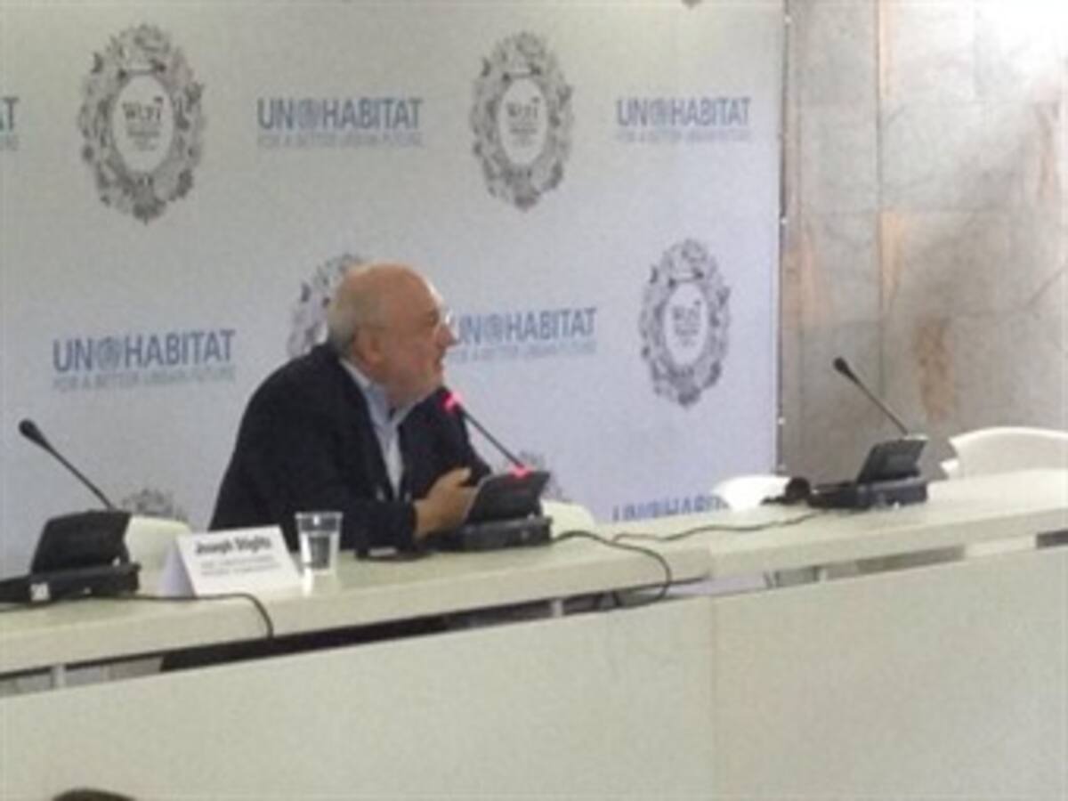 La paz sería un trampolín para la economía en Colombia: Nobel de Economía