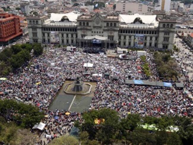 Protestas concluyen sin incidentes mientras crece polarización en Guatemala