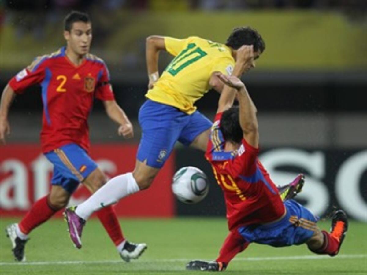 Brasil vence a España en tanda de penales y va por su quinto título