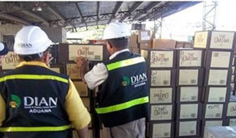 En el caso del eje cafetero, la vía La Línea y hacia el Valle del Cauca es donde más se reporta contrabando.