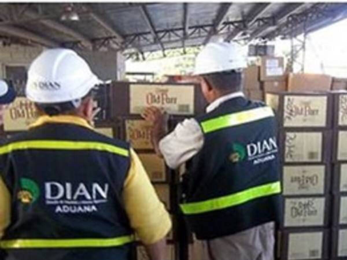 300 personas capturadas en el país por contrabando: Director Dian