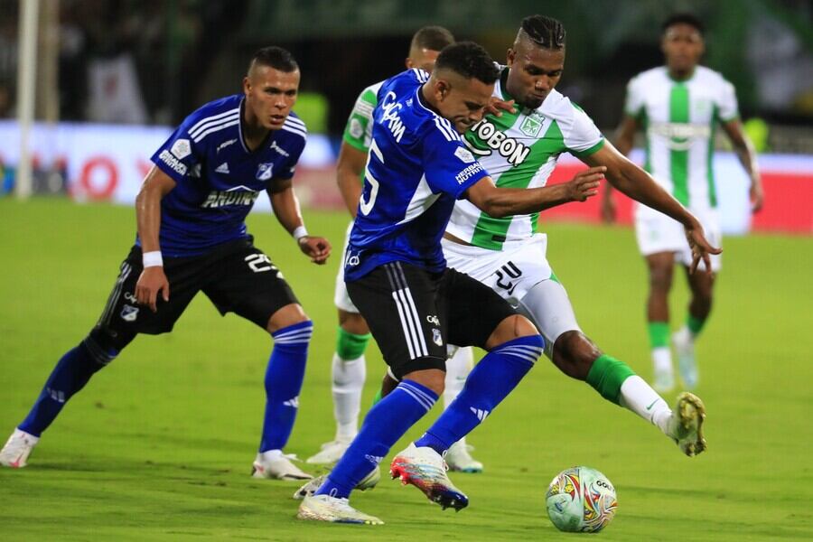 Duelo entre Atlético Nacional y Millonarios en el Atanasio Girardot / Colprensa