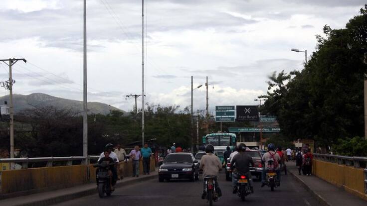 Frontera Colombia-Venezuela: Combustible, placas y puentes, entre las preocupaciones