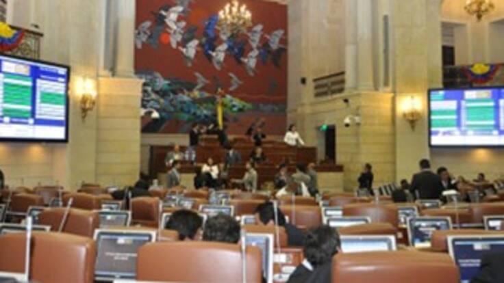 Llamado a consulta de embajadora en Managua es tardía: congresistas