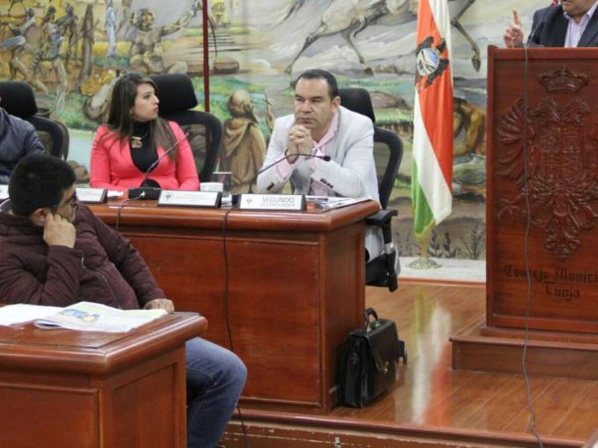 Embarazoso enfrentamiento entre concejales de Tunja
